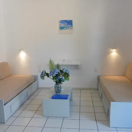 Apartment Julies Kokkini Hani